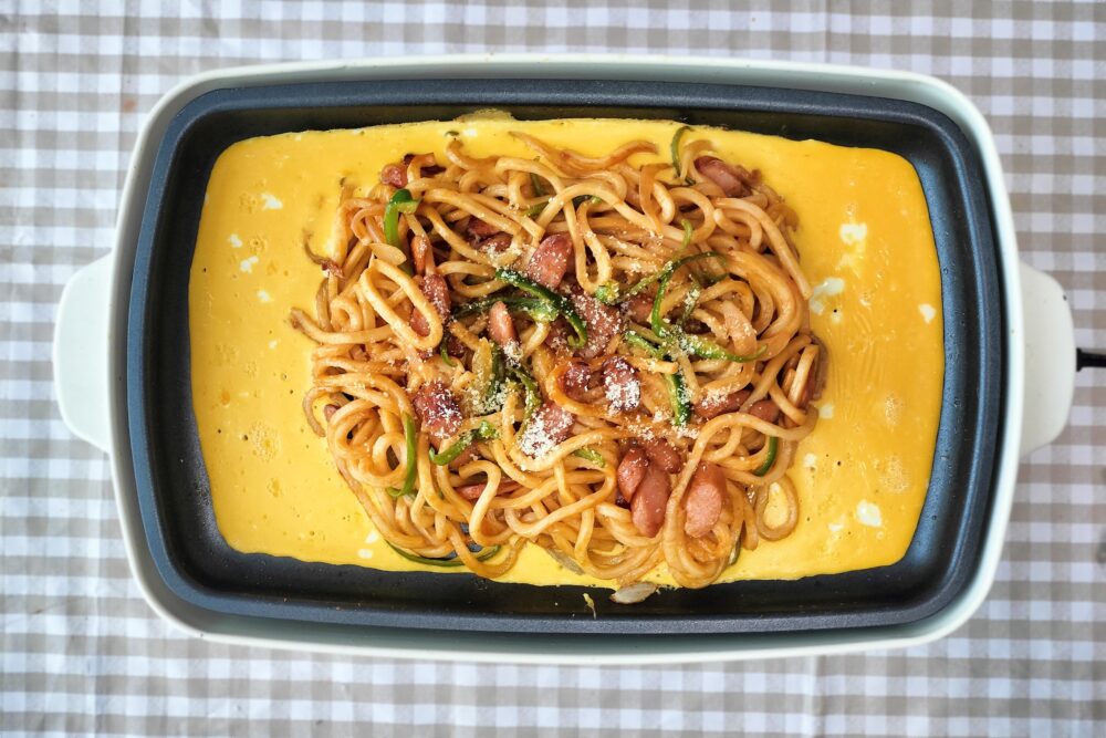 ホットプレートで鉄板うどんナポリタン