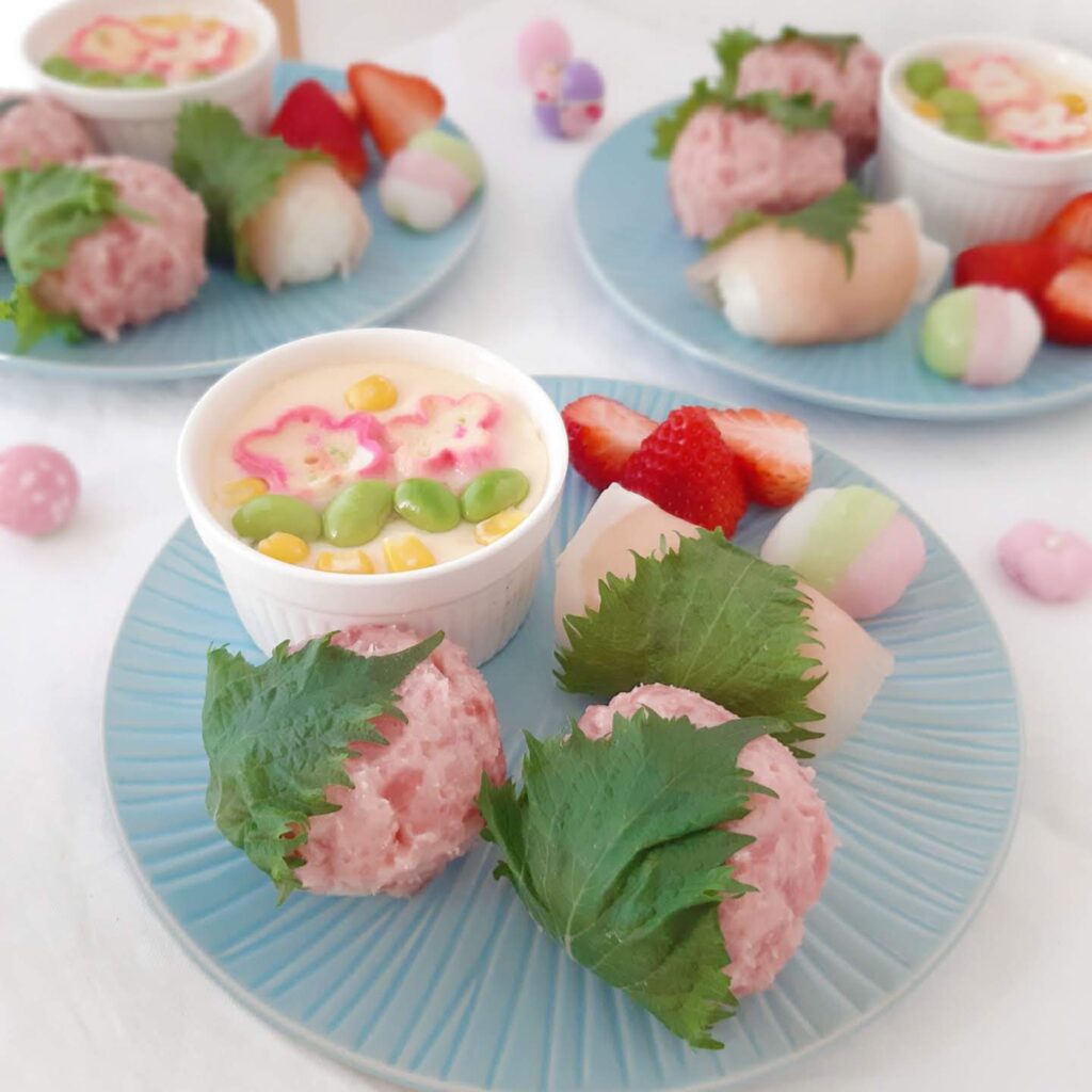 ひな祭りプレート桜餅風お寿司とお花の茶碗蒸し